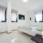 Essenza In Near With Private Pool & Pet Friendly Villa Vodice