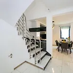 Villa Essenza In Near With Private Pool & Pet Friendly Vodice