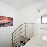 Villa Essenza In Near With Private Pool & Pet Friendly
