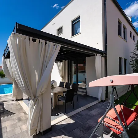 别墅 Essenza In Near With Private Pool & Pet Friendly *