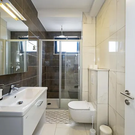 Villa Essenza In Near With Private Pool & Pet Friendly Vodice