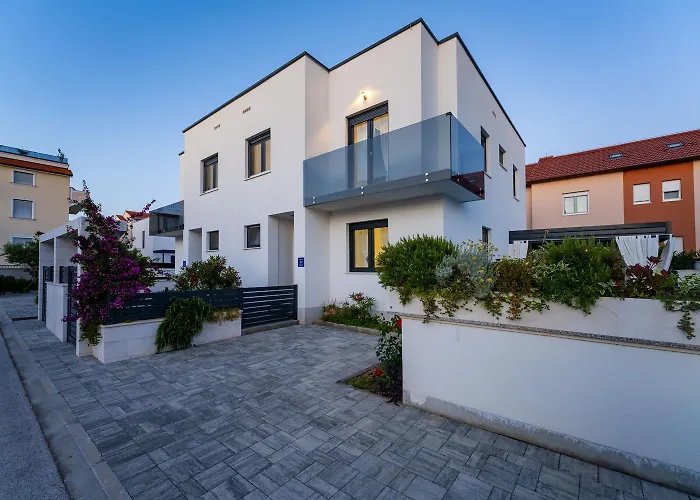 Essenza In Near With Private Pool & Pet Friendly * Vodice