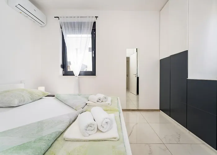 Essenza In Near With Private Pool & Pet Friendly * Vodice