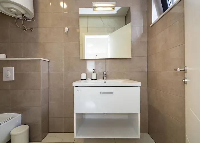 Essenza In Near With Private Pool & Pet Friendly * Vodice